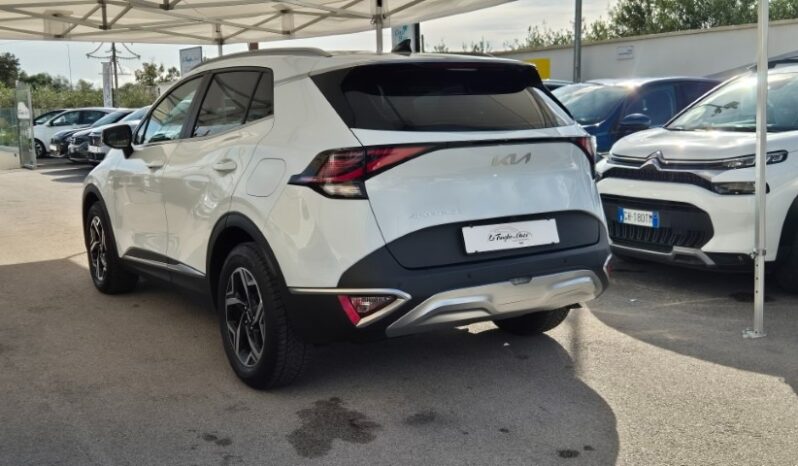 
								Kia SPORTAGE MHEV BUSINESS 2024 completo									