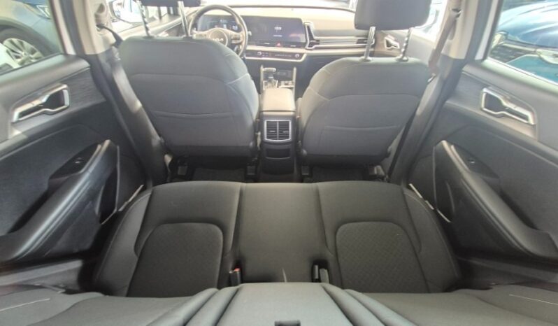 
								Kia SPORTAGE MHEV BUSINESS 2024 completo									