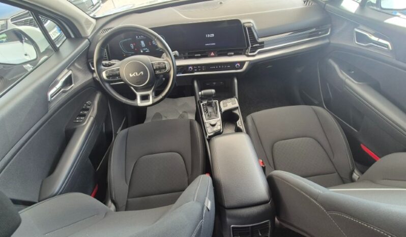 
								Kia SPORTAGE MHEV BUSINESS 2024 completo									