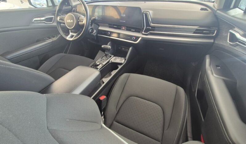 
								Kia SPORTAGE MHEV BUSINESS 2024 completo									