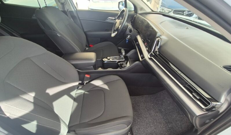 
								Kia SPORTAGE MHEV BUSINESS 2024 completo									