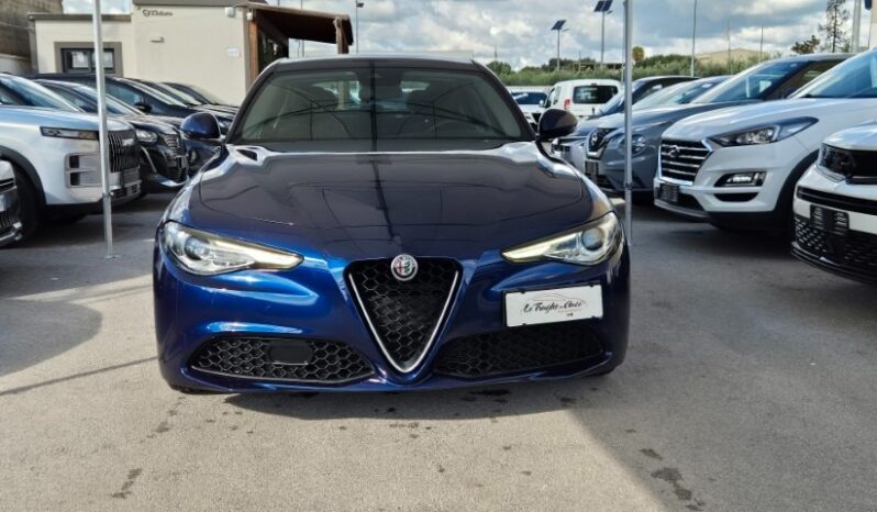 
								Alfa Romeo GIULIA 2018 completo									