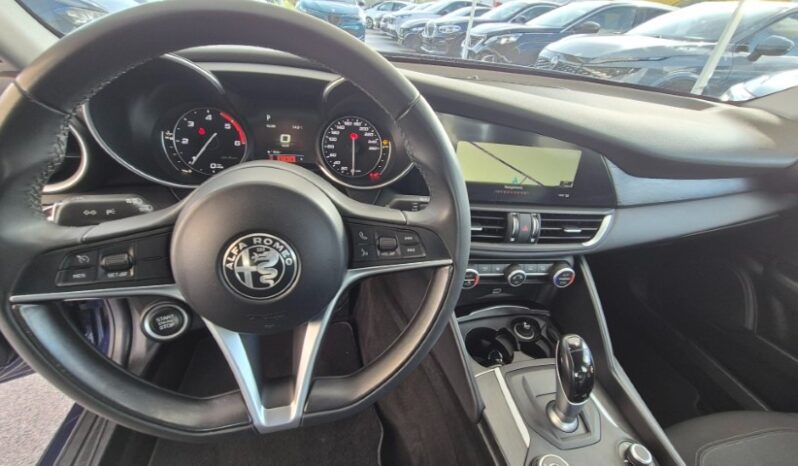 
								Alfa Romeo GIULIA 2018 completo									