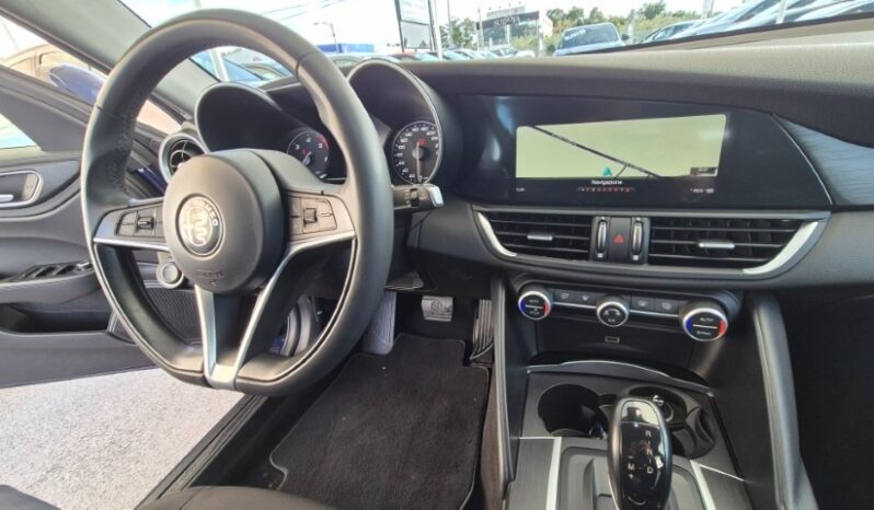 
								Alfa Romeo GIULIA 2018 completo									