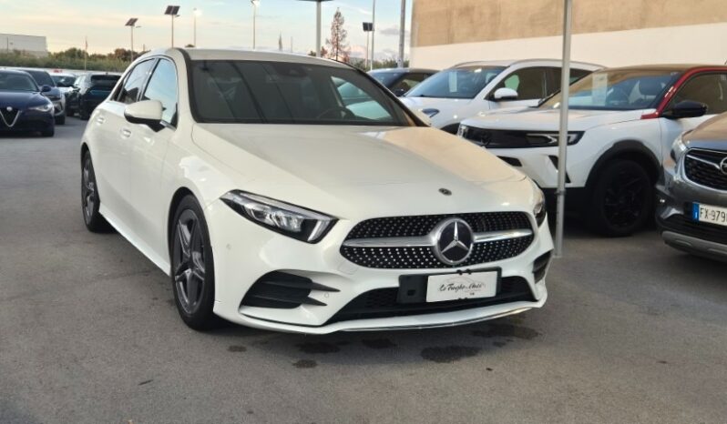 
								Mercedes A 180D PREMIUM (AMG) 2019 completo									