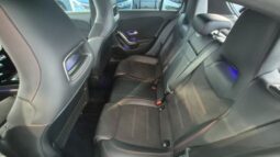 
										Mercedes A 180D PREMIUM (AMG) 2019 completo									