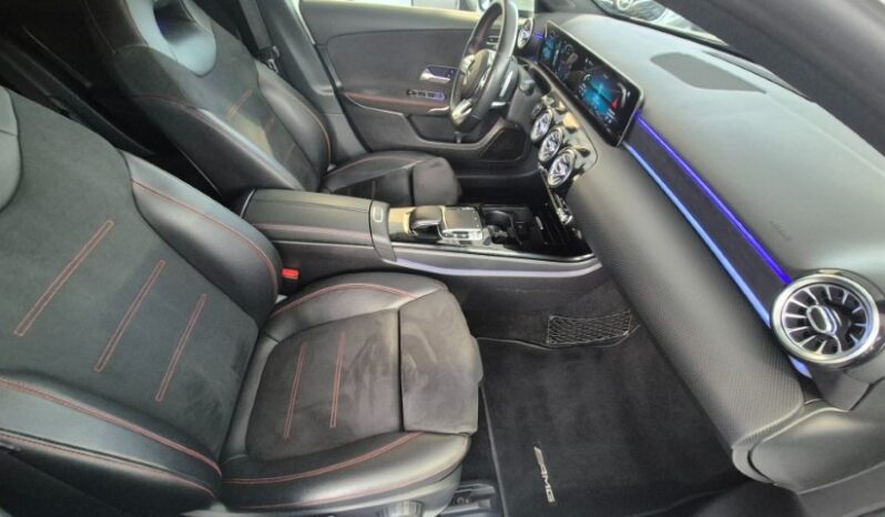 
								Mercedes A 180D PREMIUM (AMG) 2019 completo									