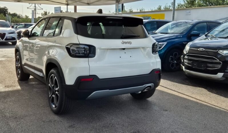 
								Jeep AVENGER SUMMIT 2024 completo									