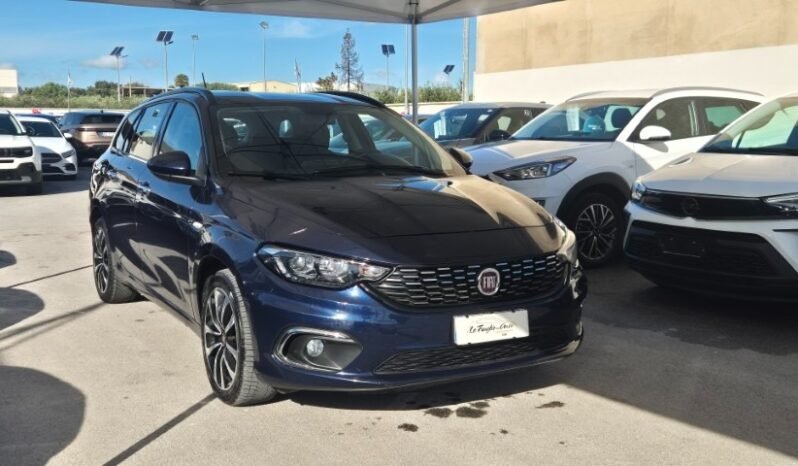 
								Fiat TIPO MJT SW LOUNGE 2018 completo									