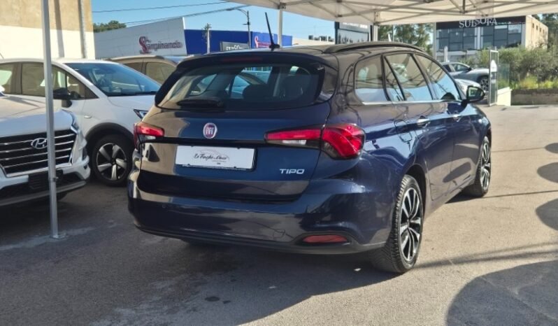 
								Fiat TIPO MJT SW LOUNGE 2018 completo									