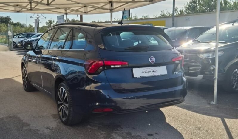 
								Fiat TIPO MJT SW LOUNGE 2018 completo									
