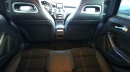 
										Mercedes GLA 180 CDI 2015 completo									