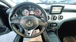 
										Mercedes GLA 180 CDI 2015 completo									