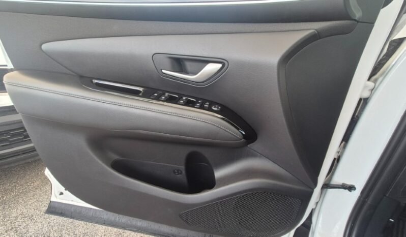 
								Hyundai TUCSON 48 V X-LINE 2023 completo									