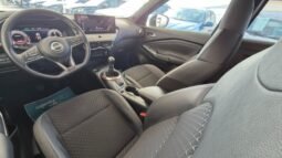 
										Nissan JUKE DIG-T N-CONNECTA 2025 completo									