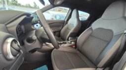 
										Nissan JUKE DIG-T N-CONNECTA 2025 completo									