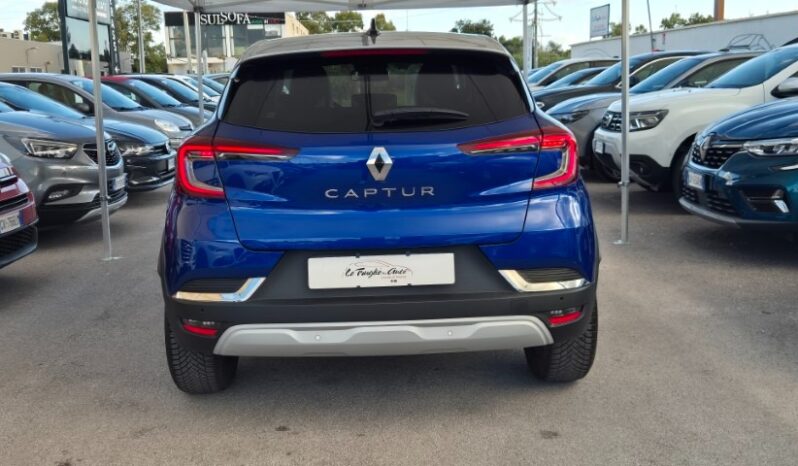 
								Renault CAPTUR TCE TECHNO 2024 completo									