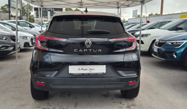 
								Renault CAPTUR TCE TECHNO 2025 completo									