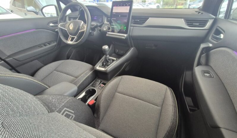 
								Renault CAPTUR TCE TECHNO 2025 completo									