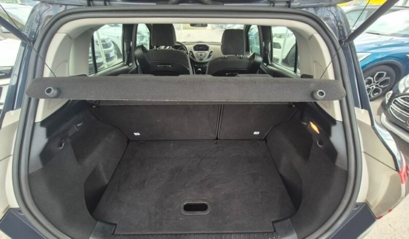 
								Ford B-MAX 2014 completo									