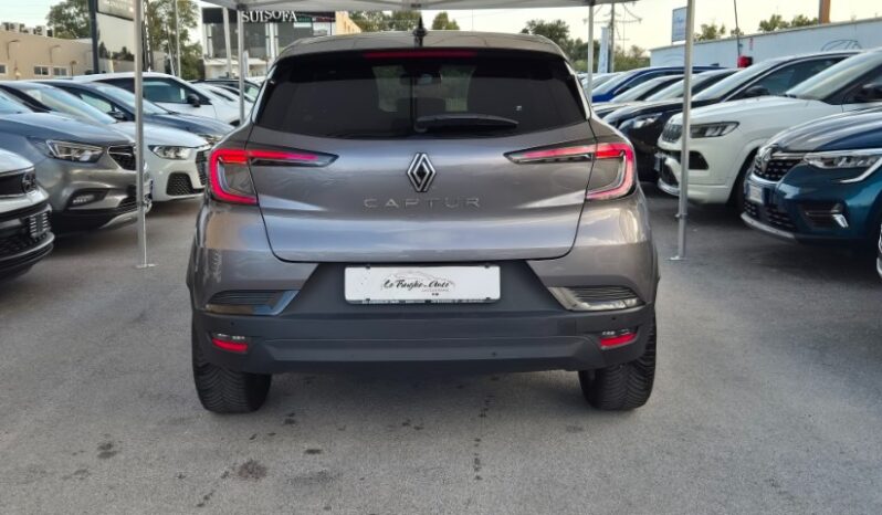 
								Renault CAPTUR TCE TECHNO 2025 completo									