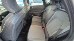 
										Renault CAPTUR TCE TECHNO 2025 completo									