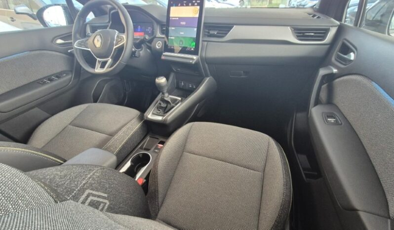 
								Renault CAPTUR TCE TECHNO 2025 completo									