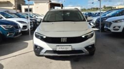 
										Fiat TIPO CROSS 2023 completo									