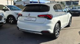 
										Fiat TIPO CROSS 2023 completo									