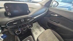 
										Fiat TIPO CROSS 2023 completo									