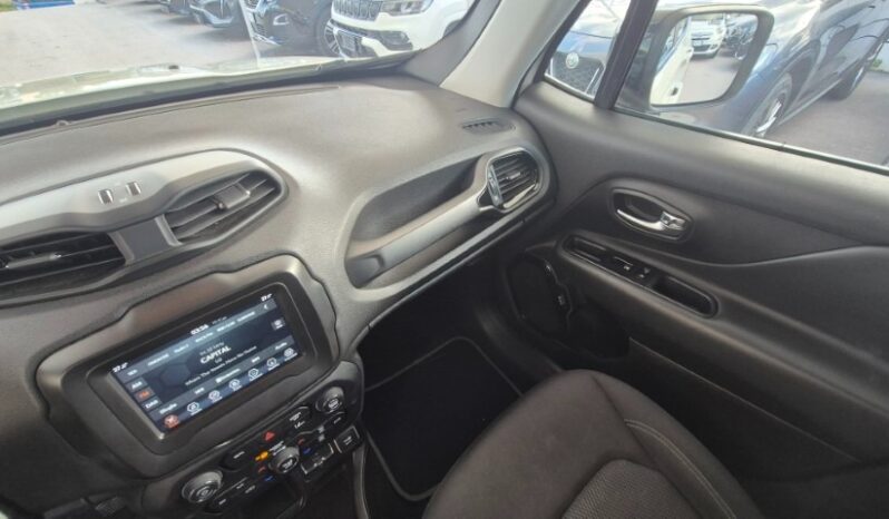 
								Jeep RENEGADE T3 NIGHT EAGLE 2022 completo									