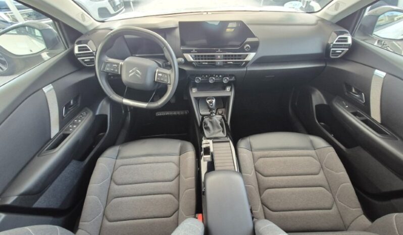 
								Citroen C4 PURETECH MAX 2024 completo									