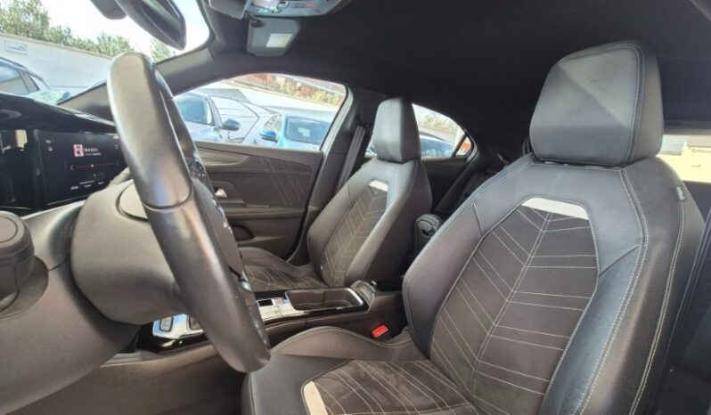 
								Opel MOKKA TURBO ULTIMATE 2022 completo									