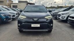 
										Toyota RAV4 2WD LOUNGE 2017 completo									