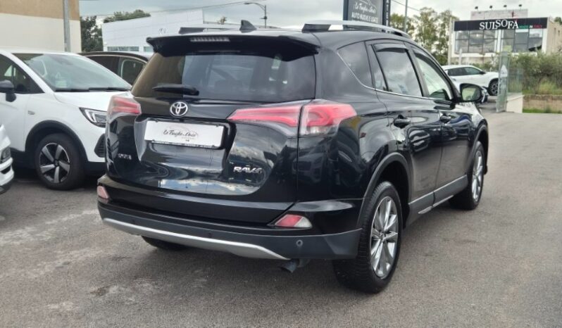 
								Toyota RAV4 2WD LOUNGE 2017 completo									