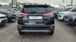 
										Toyota RAV4 2WD LOUNGE 2017 completo									