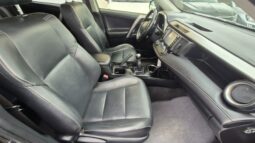 
										Toyota RAV4 2WD LOUNGE 2017 completo									
