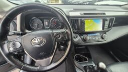 
										Toyota RAV4 2WD LOUNGE 2017 completo									