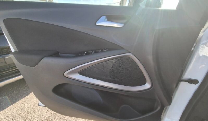 
								Opel CROSSLAND 2022 completo									