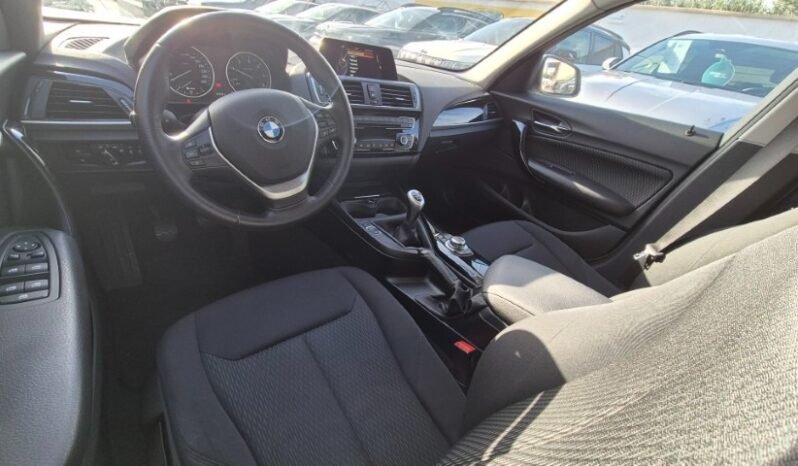 
								BMW 116D D URBAN 2017 completo									