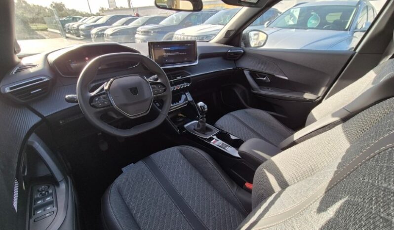 
								Peugeot 2008 ALLURE PACK 2025 completo									