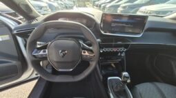 
										Peugeot 2008 ALLURE PACK 2025 completo									