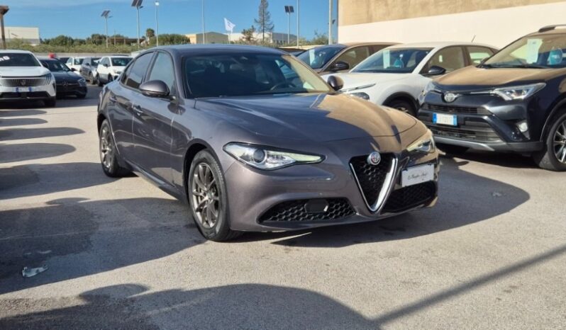
								Alfa Romeo GIULIA 2019 completo									