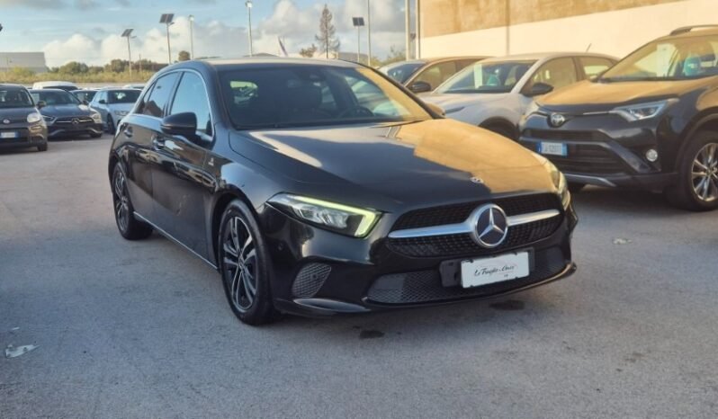 
								Mercedes A 180D 2020 completo									