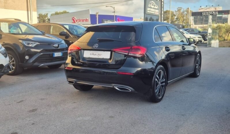
								Mercedes A 180D 2020 completo									