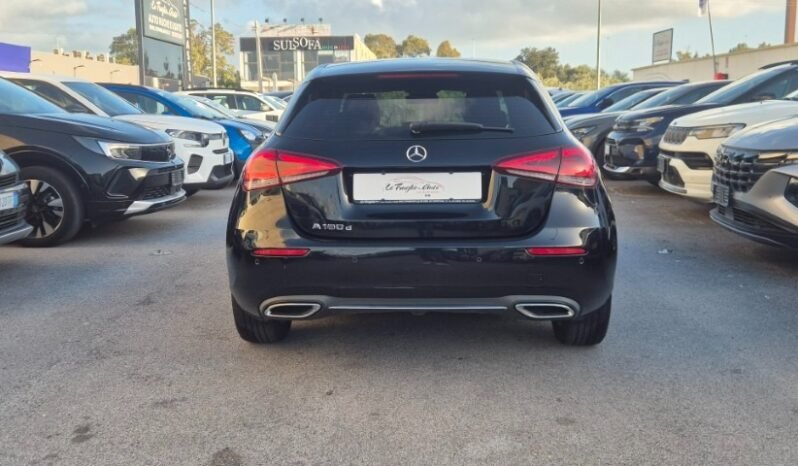 
								Mercedes A 180D 2020 completo									