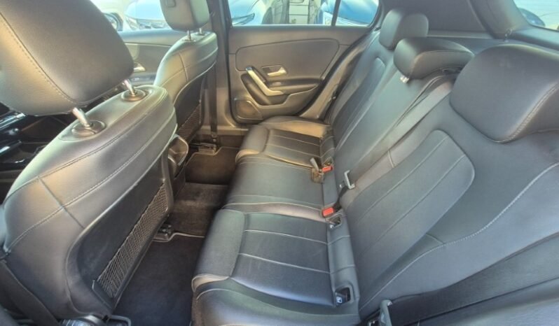 
								Mercedes A 180D 2020 completo									