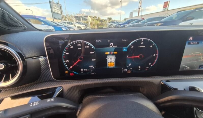 
								Mercedes A 180D 2020 completo									