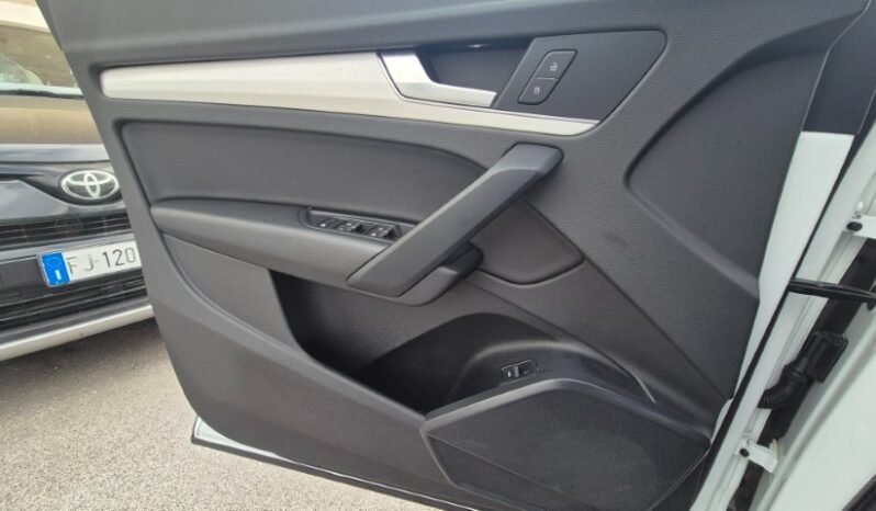 
								Audi Q5 40 TDI QUATTRO S-TRONIC S-LINE PLUS 2022 completo									