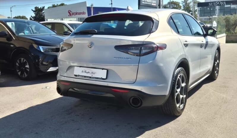 
								ALFA R. Stelvio AT8 RWD 2023 completo									